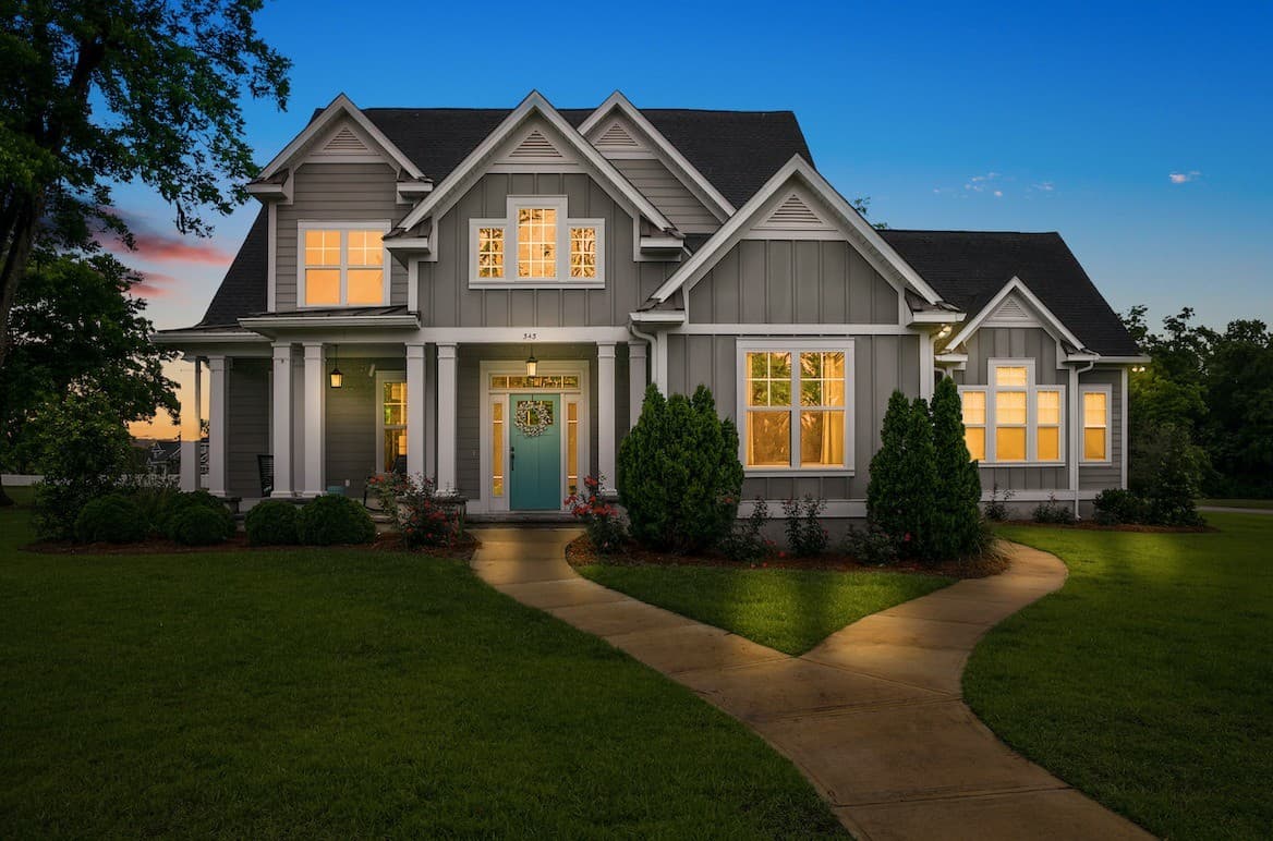 How to Make Real Estate Images Have A Stronger Twilight Effect