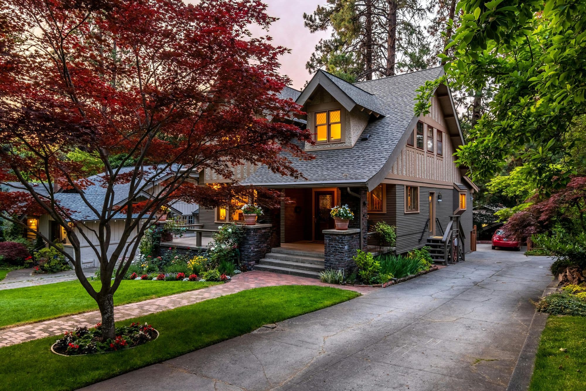 HDR vs. Flambient: Which Photo Editing Style Converts More Real Estate Clicks?